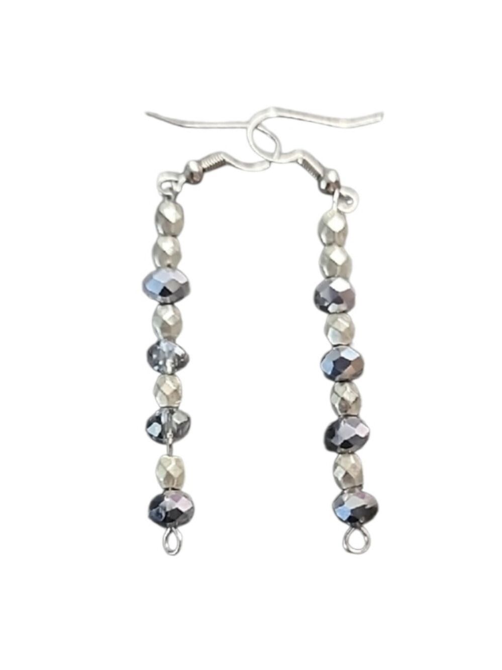 π₯4 for $20π₯Silvertone Beaded Earrings